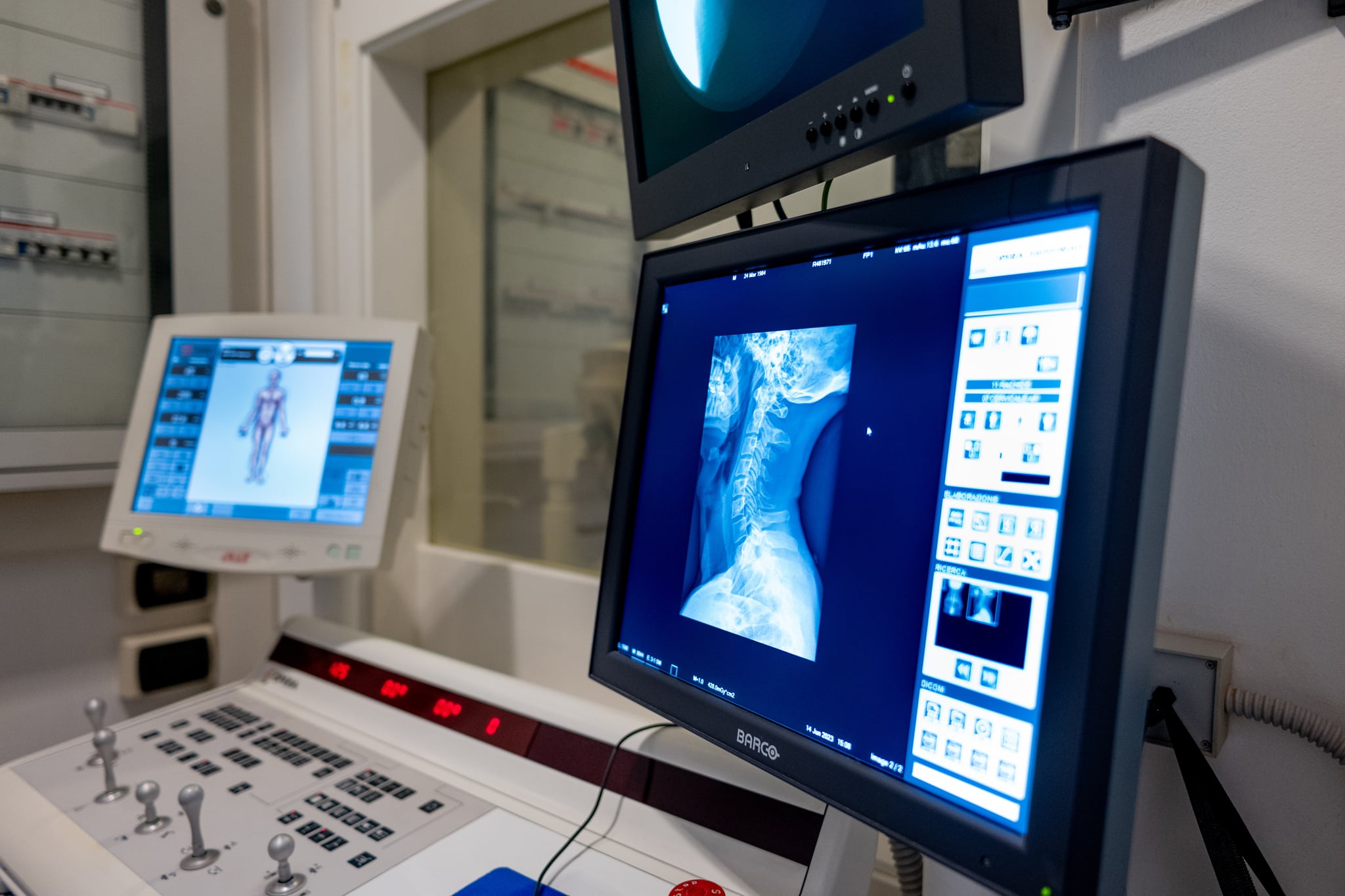 radiografie-ecografia-risonanza-magnetica-fano-radiologia-angelucci-2